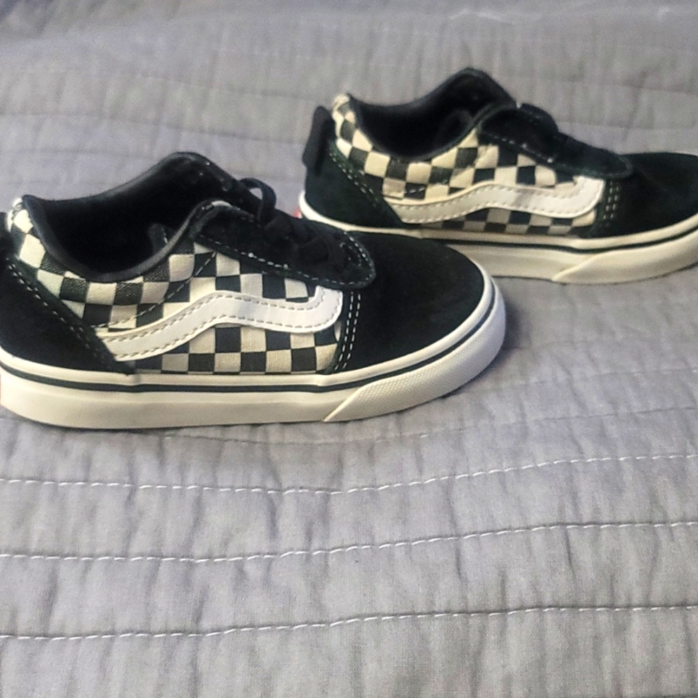Toddler boys vans shoes size 8c